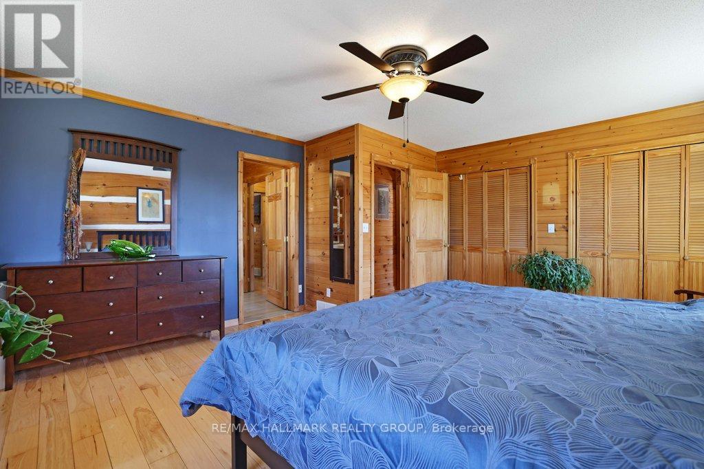 Photo 19 of 206 Old Pakenham Road, Ottawa ON