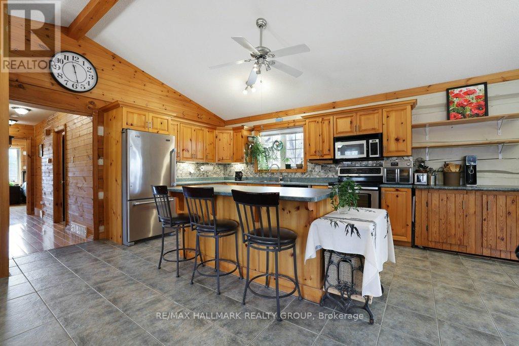 Photo 21 of 206 Old Pakenham Road, Ottawa ON