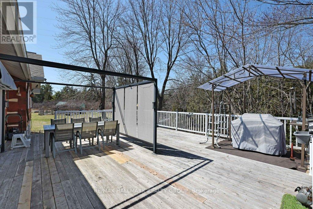 Photo 40 of 206 Old Pakenham Road, Ottawa ON