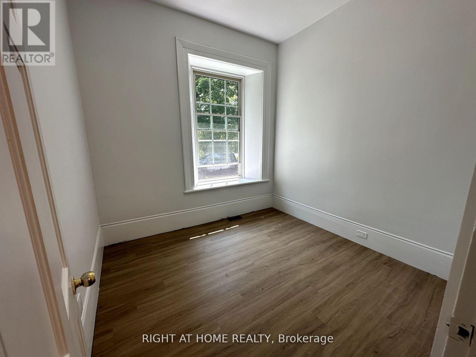 Photo 10 of 3347 Liberty Street N, Clarington ON
