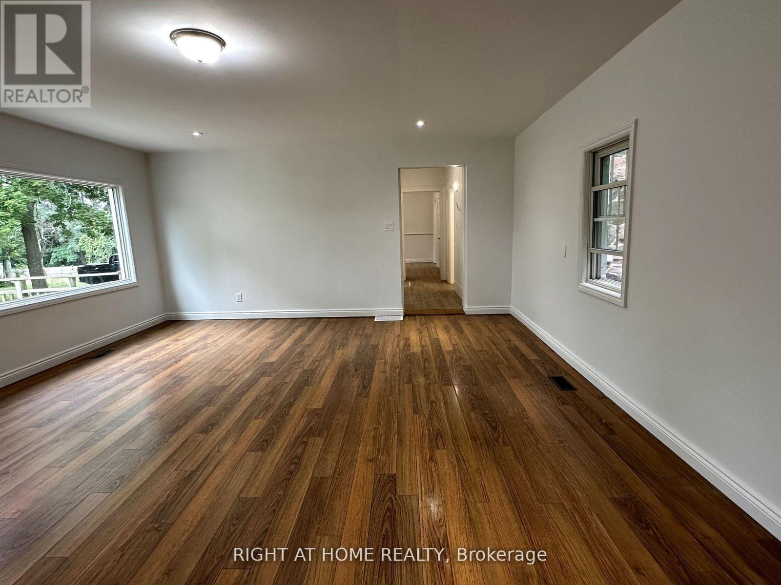 Photo 6 of 3347 Liberty Street N, Clarington ON