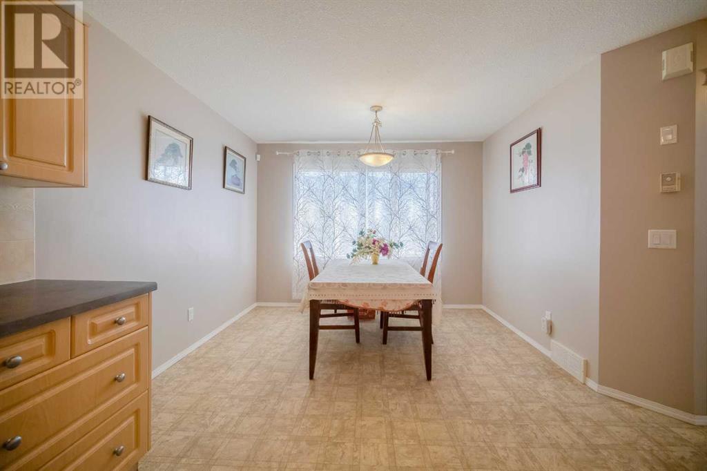 Single Family House 4 Level for Sale in    Avenue SE Applewood Park Calgary 