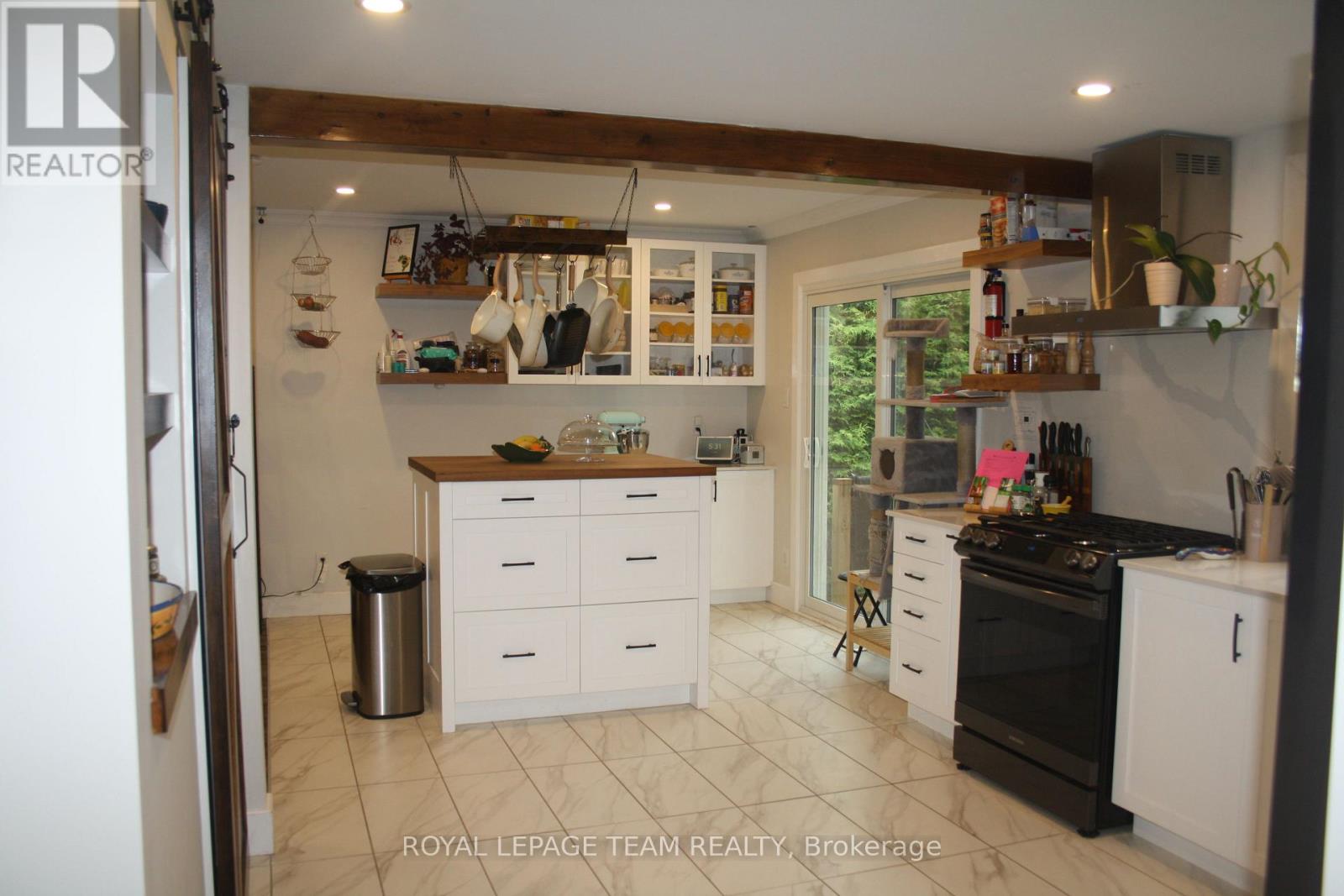 Photo 14 of 500 Aberdeen Street, Renfrew ON