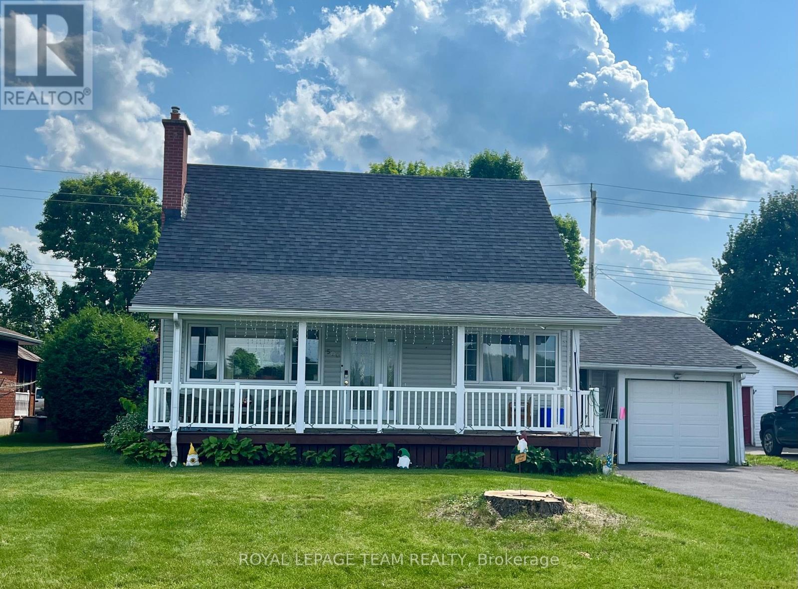 Photo 1 of 500 Aberdeen Street, Renfrew ON
