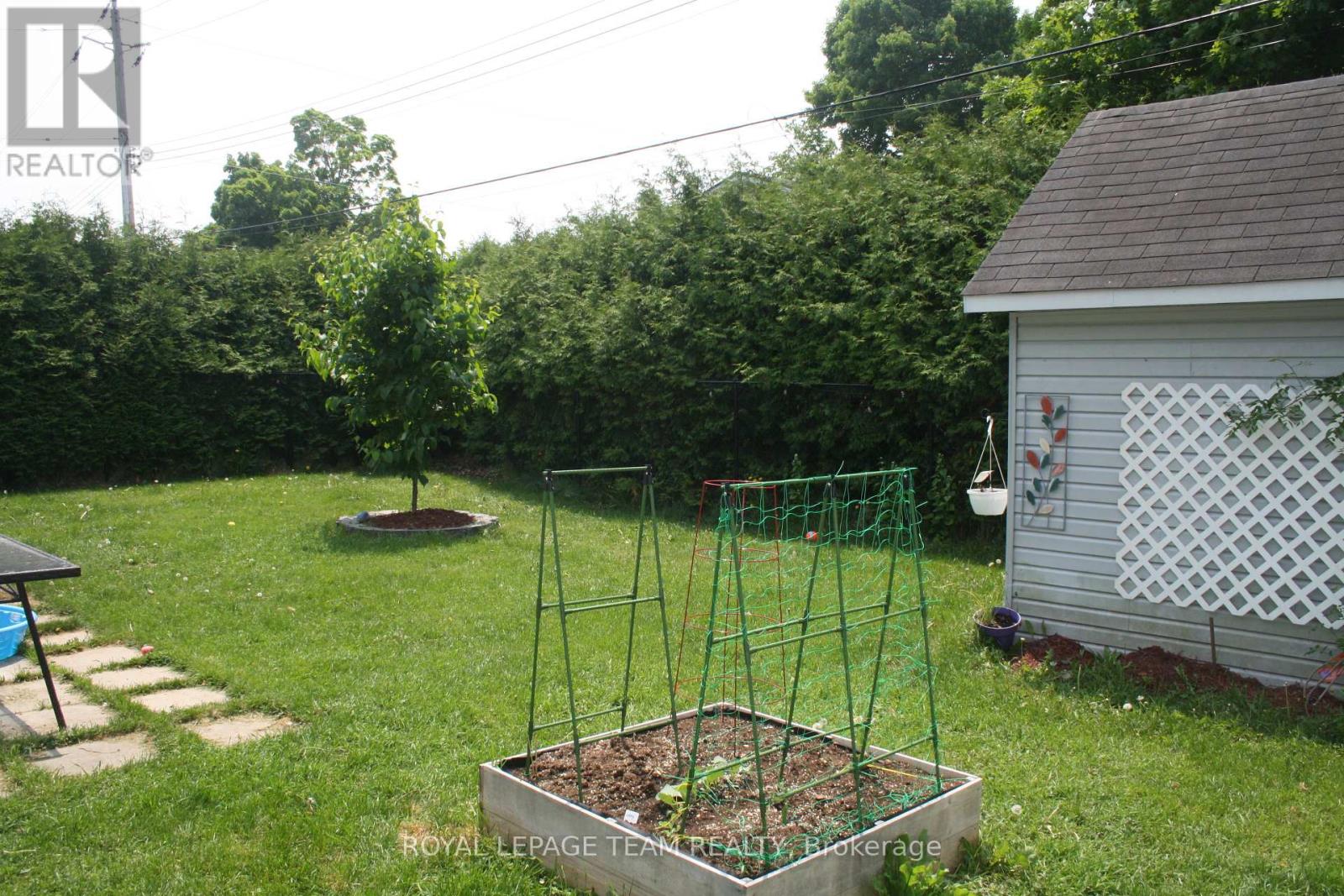 Photo 37 of 500 Aberdeen Street, Renfrew ON