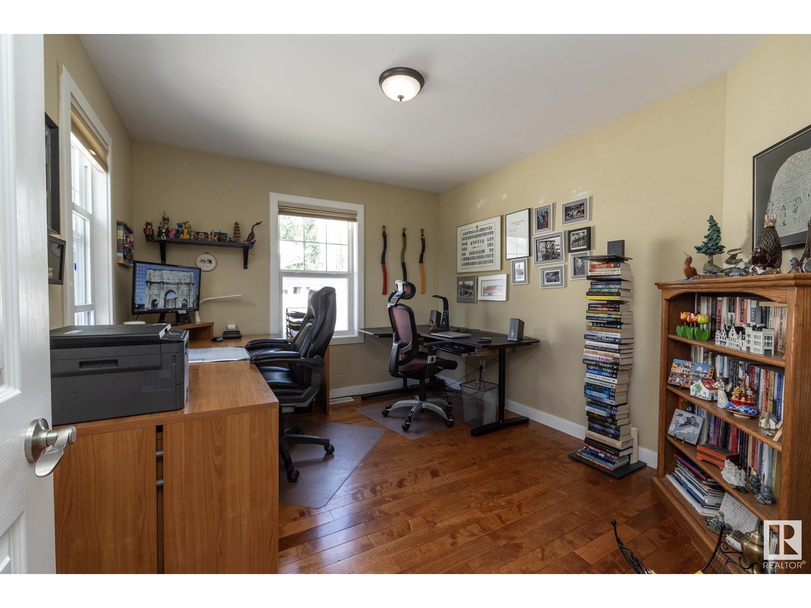 Photo 6 of 157 Laurier Dr Nw, Edmonton AB