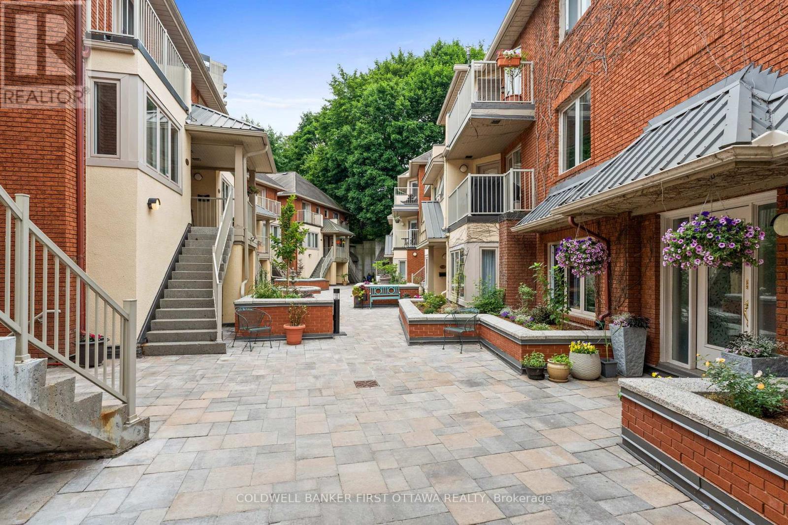 Mediterranean inspired courtyard along the River!