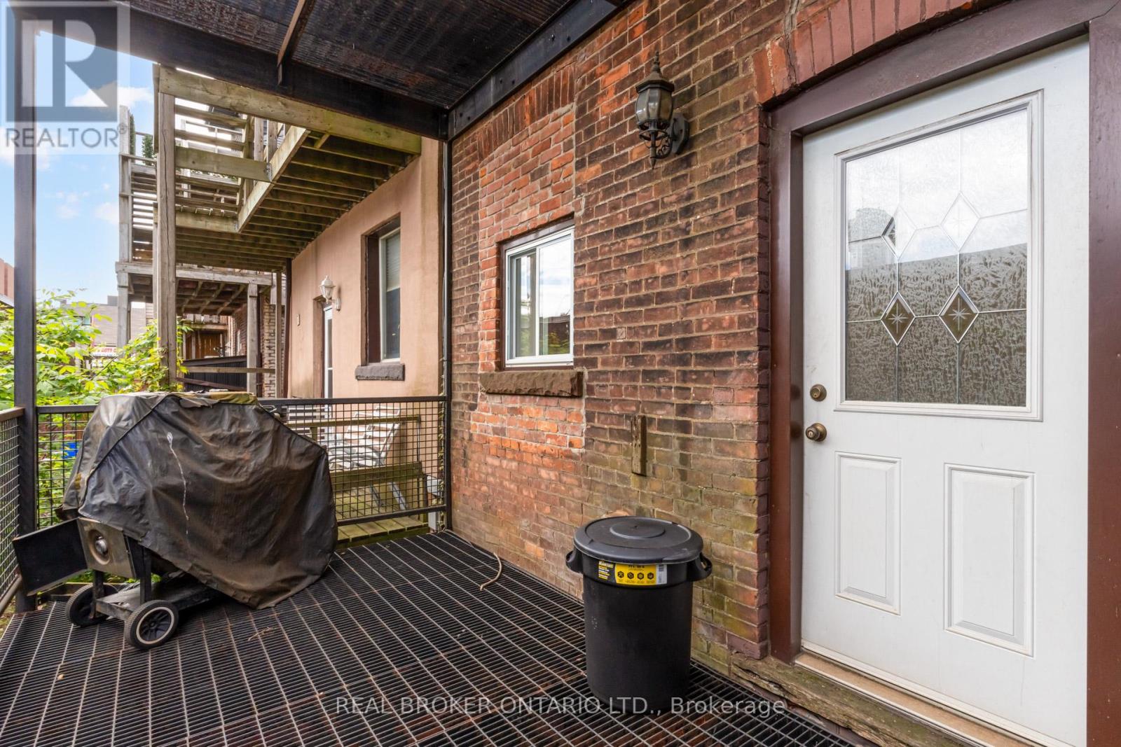 Photo 16 of 55 Young Street, Hamilton ON