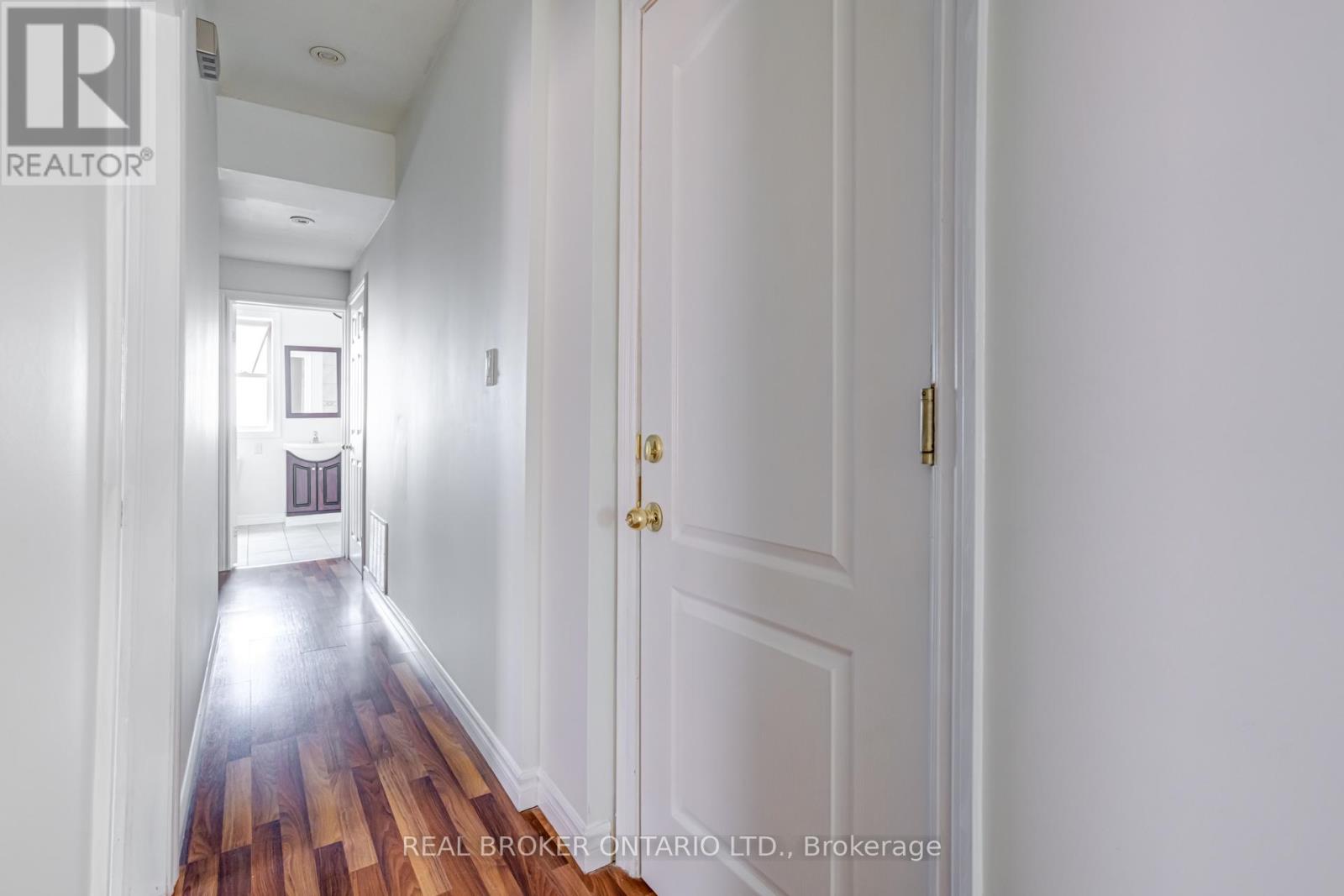 Photo 20 of 55 Young Street, Hamilton ON