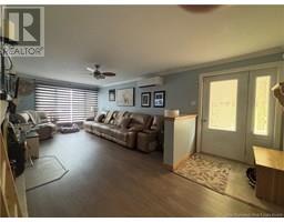 529 Rue Principale, Pointe Verte, NB E8J3A2 Photo 15