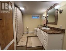 529 Rue Principale, Pointe Verte, NB E8J3A2 Photo 35