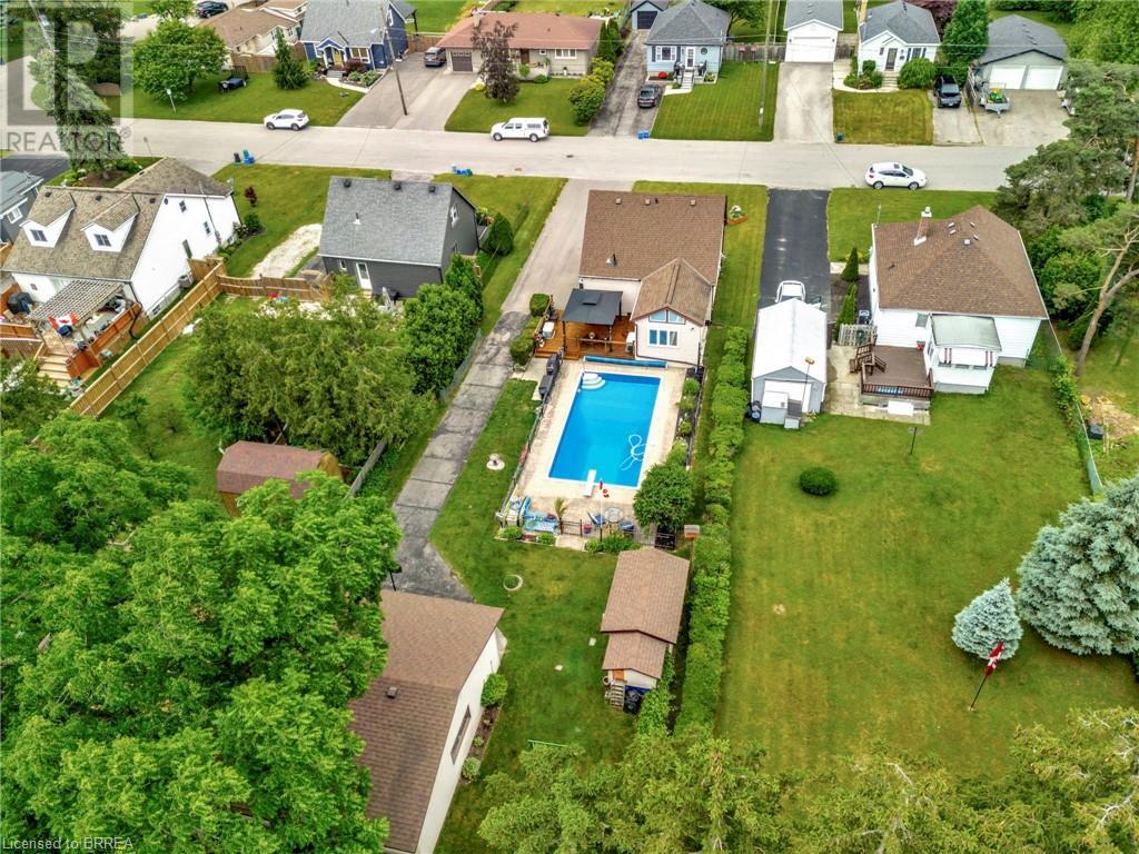 Photo 50 of 48 Willow Drive, Brantford ON