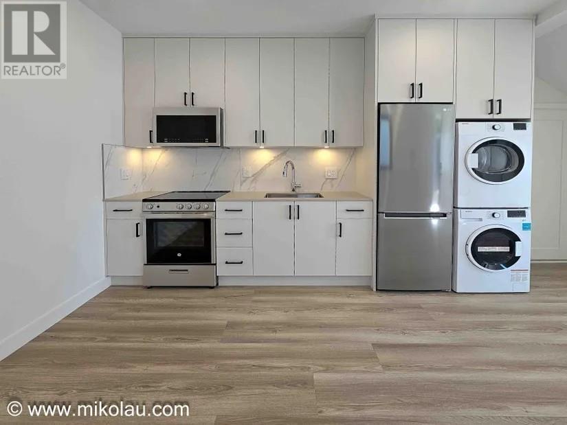 Photo 2 of 312 X 32 W Vancouver West, Vancouver BC