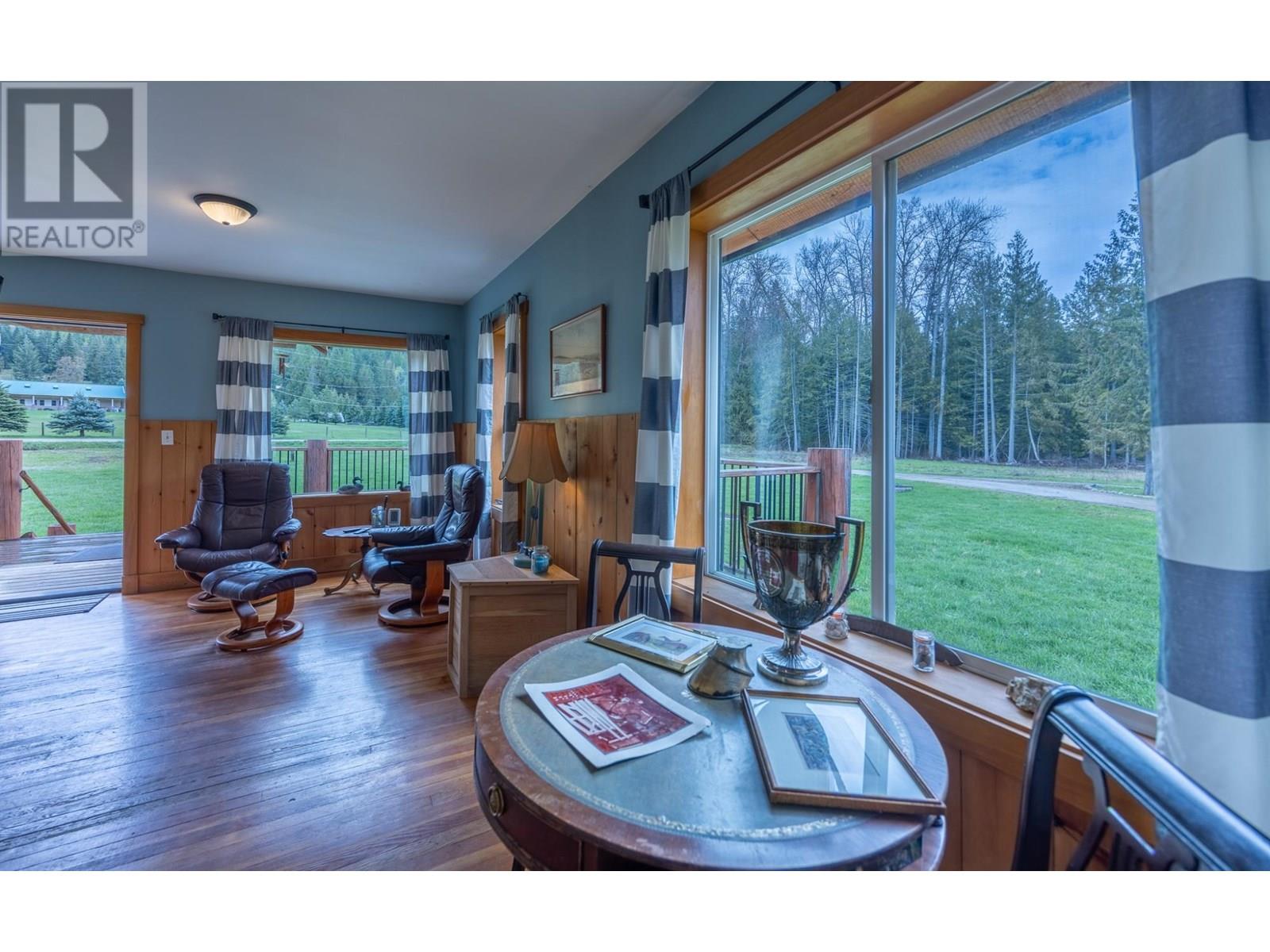 Photo 11 of 1097 Lakeview Arrow Creek Road, Creston BC