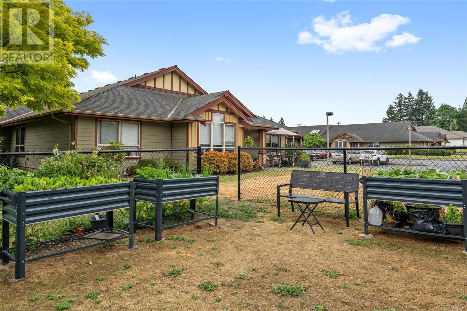 Photo 17 of 806 261 Mills St, Parksville BC