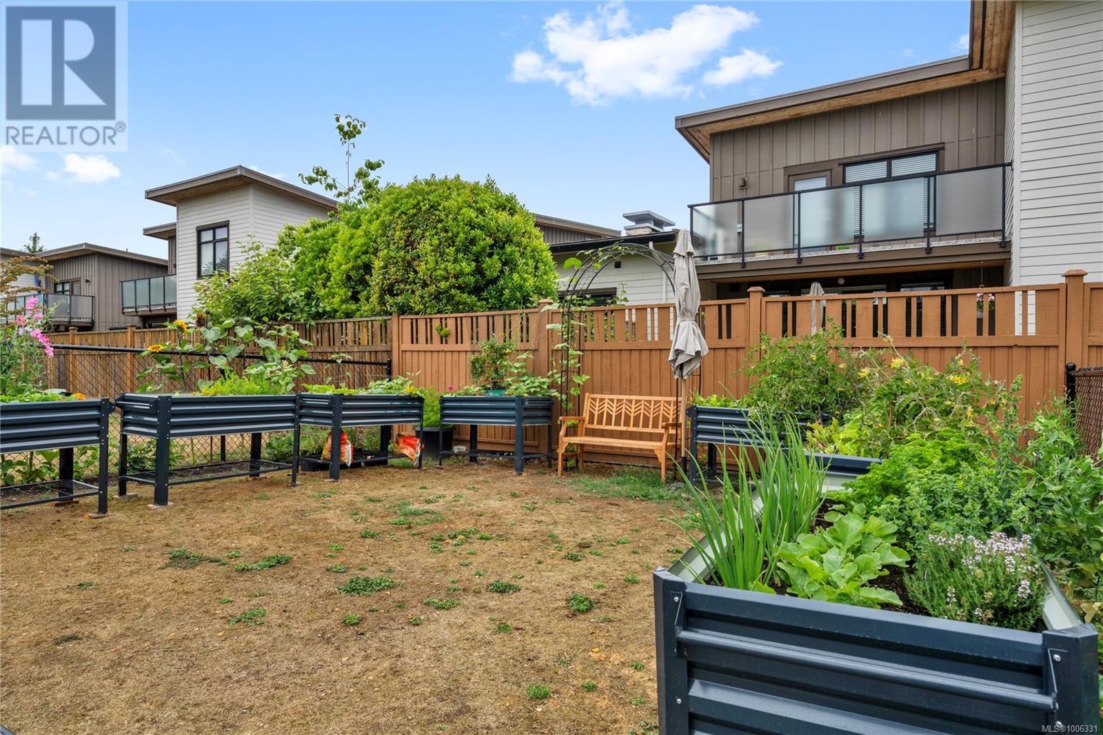 Photo 25 of 806 261 Mills St, Parksville BC
