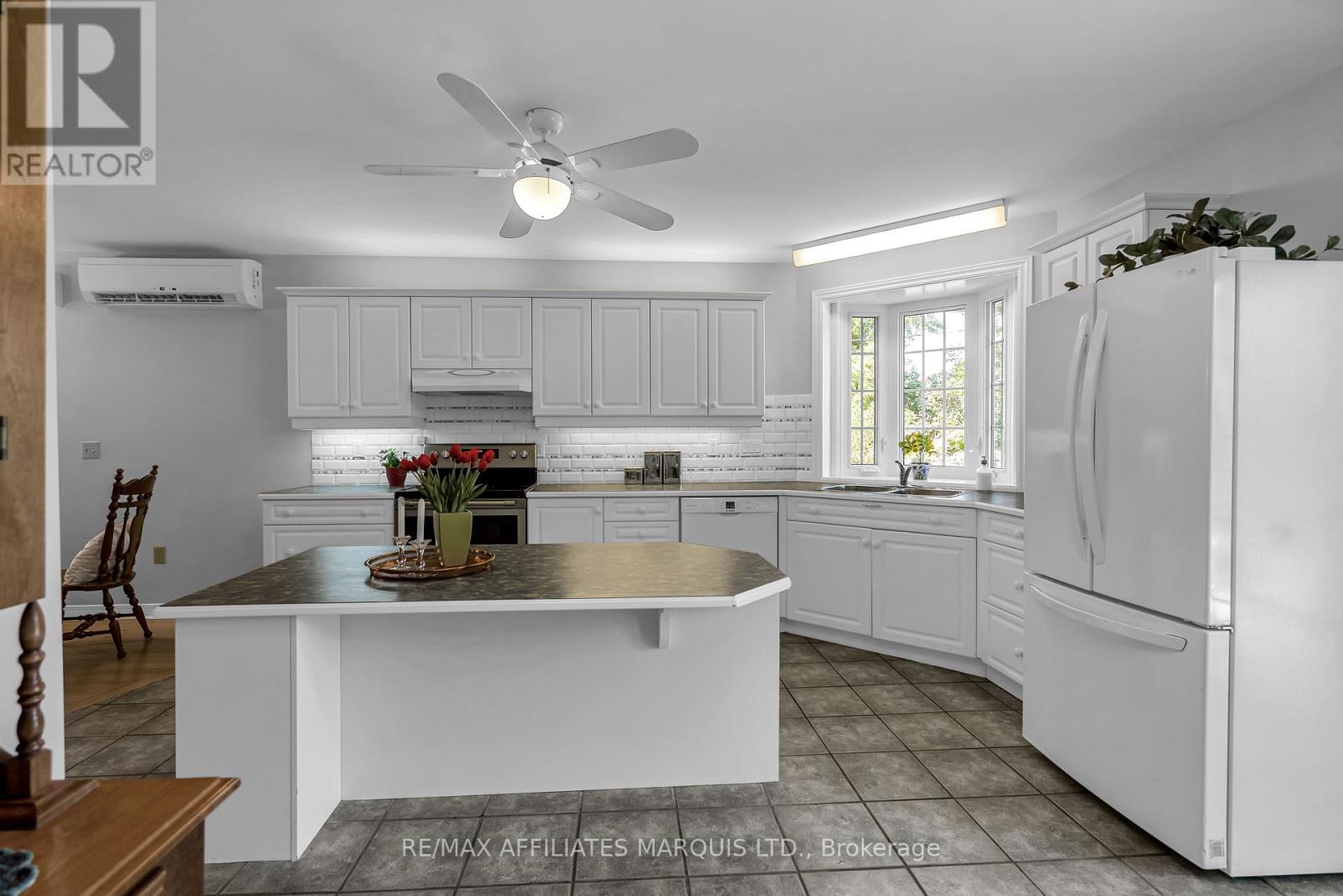 Photo 17 of 24 Saunders Avenue, South Stormont ON
