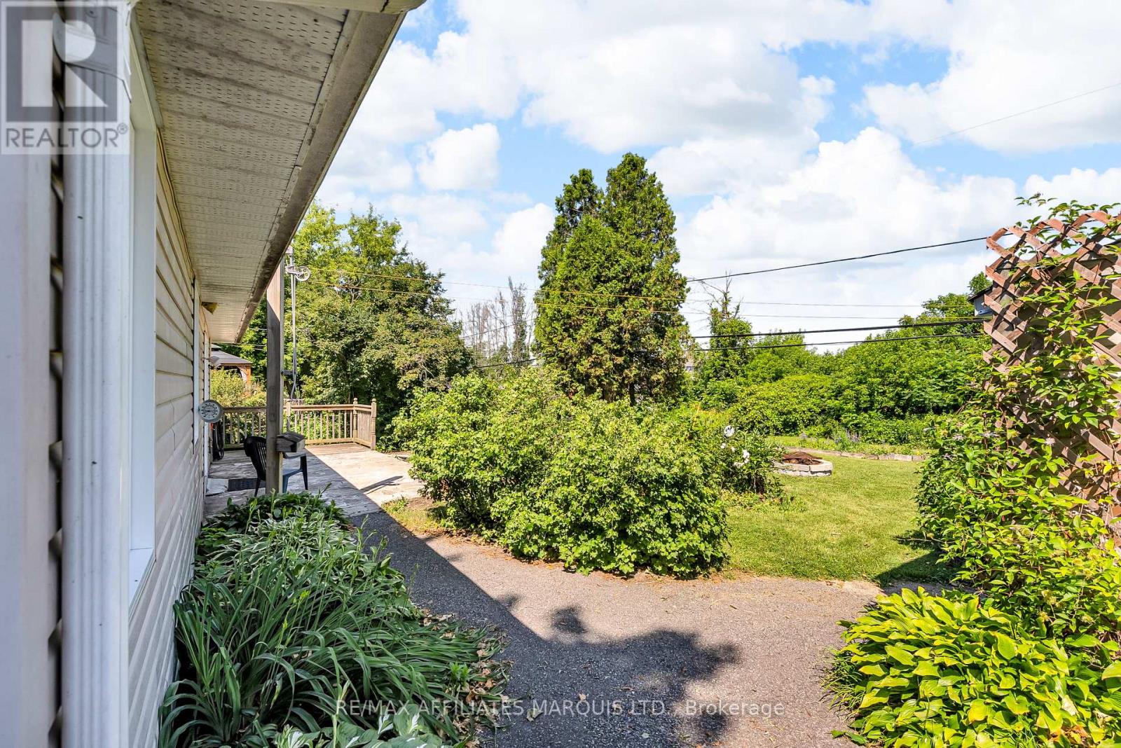 Photo 26 of 24 Saunders Avenue, South Stormont ON