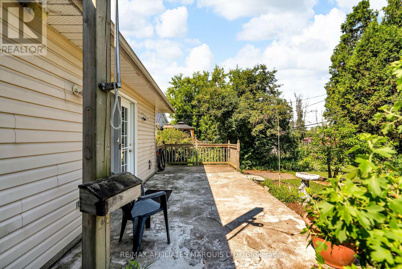Photo 27 of 24 Saunders Avenue, South Stormont ON
