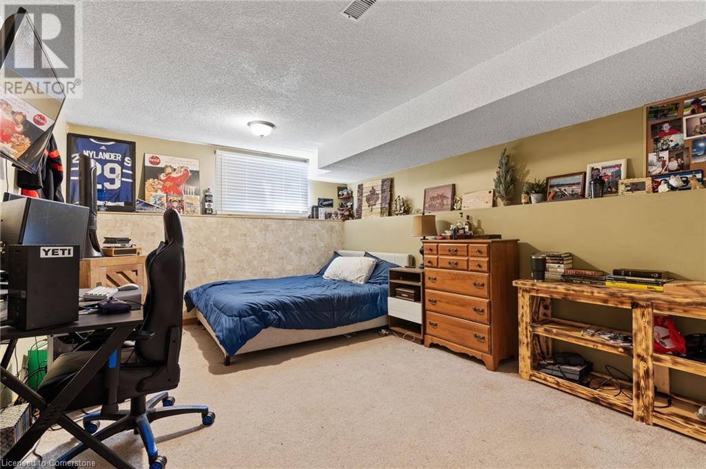 Photo 17 of 16 Apollo Drive, Port Colborne ON