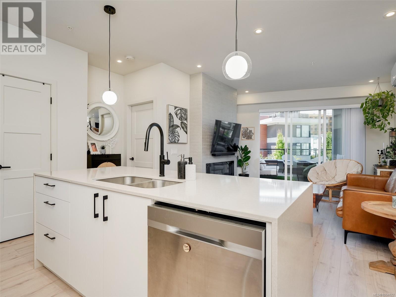 Photo 9 of 208 947 Whirlaway Cres, Langford BC