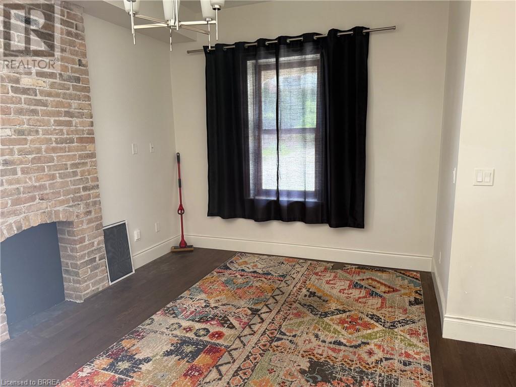 Photo 7 of 167 Brant Avenue, Brantford ON