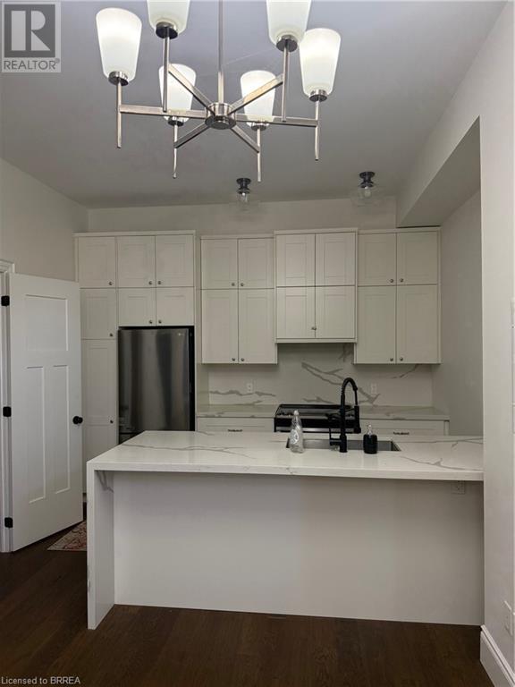 Photo 9 of 167 Brant Avenue, Brantford ON