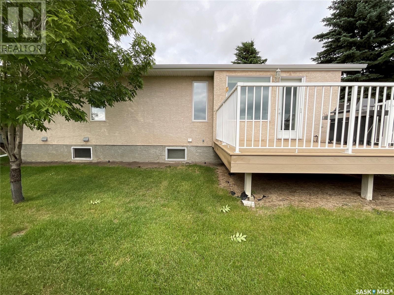 Single Family House Bungalow for Sale in  Renfrew CRESCENT E Regina 