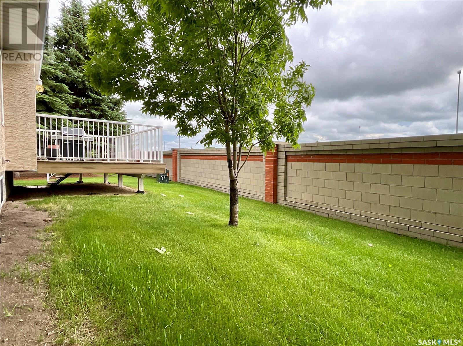 Single Family House Bungalow for Sale in  Renfrew CRESCENT E Regina 