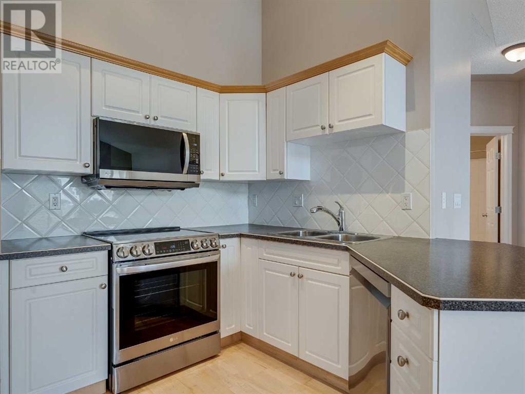 2301, 7451 Springbank Boulevard SW, Calgary, Alberta