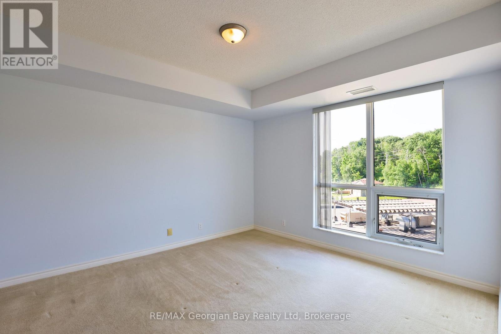 Photo 16 of 509 699 Aberdeen Boulevard, Midland ON