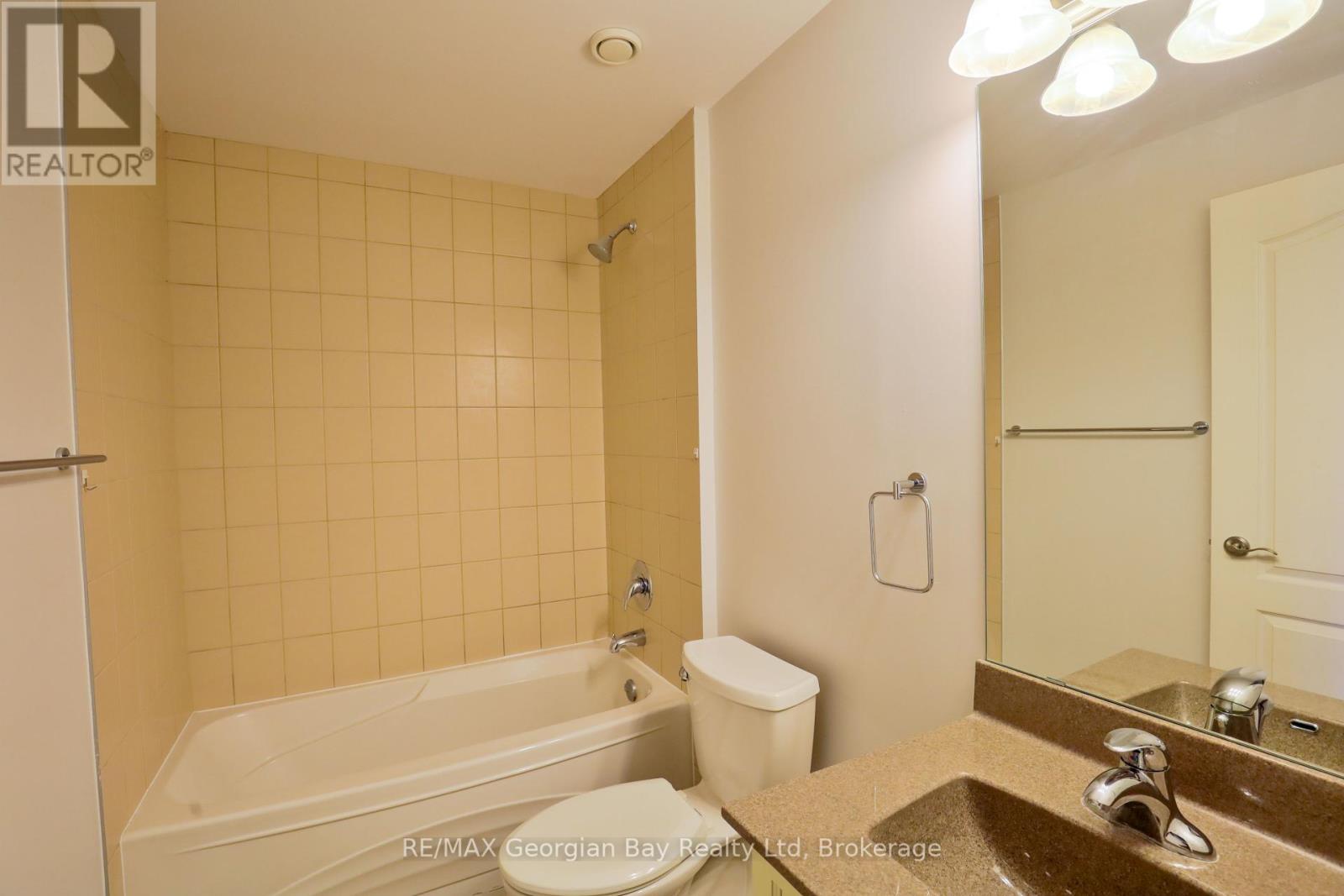 Photo 10 of 509 699 Aberdeen Boulevard, Midland ON