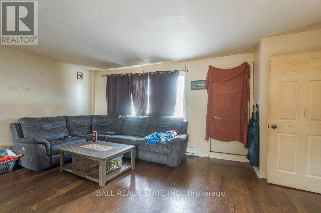 Photo 37 of 19 Front Street E, Trent Hills ON