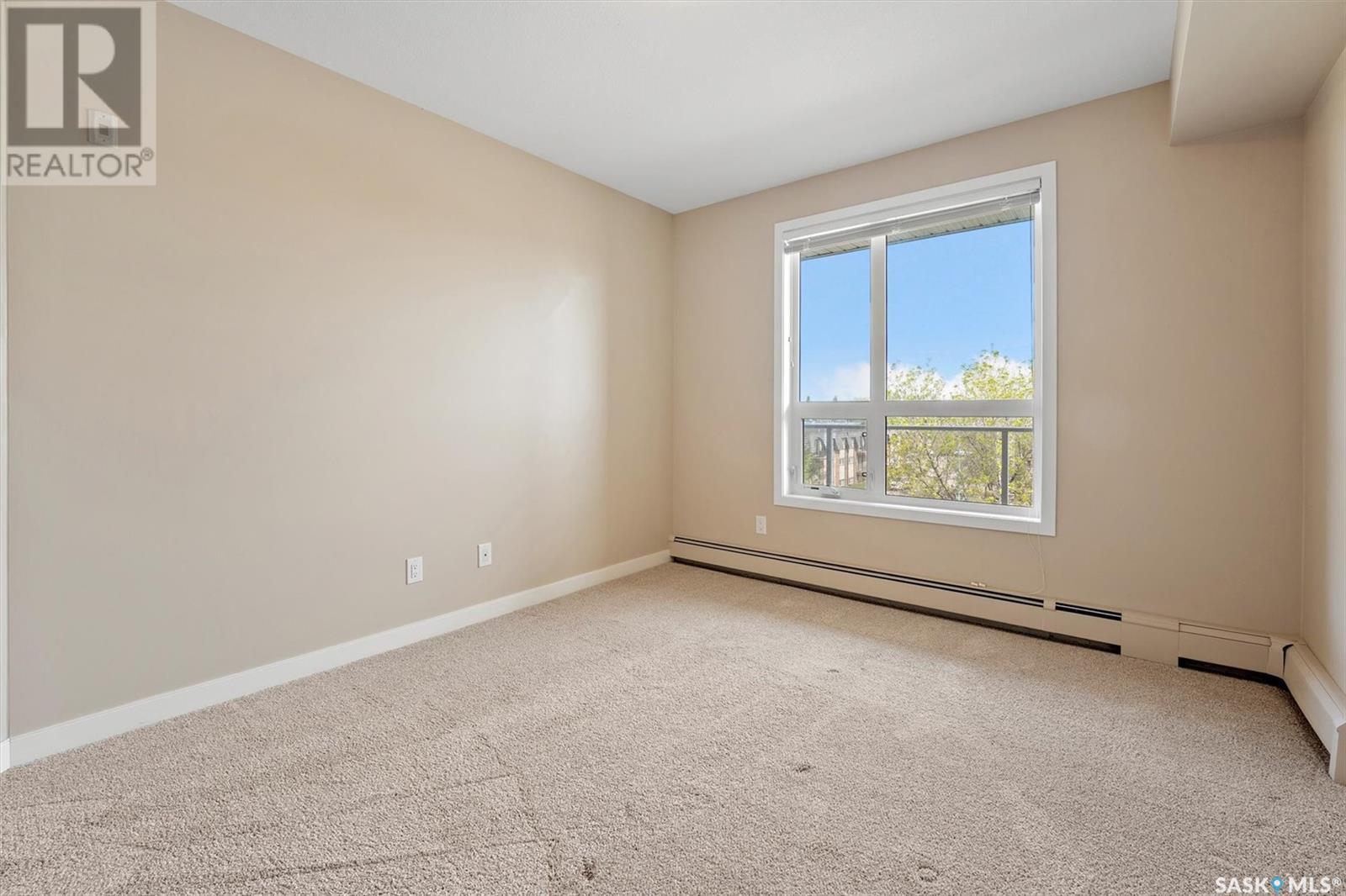 Single Family House Low rise for Sale in   Moss AVENUE Saskatoon 