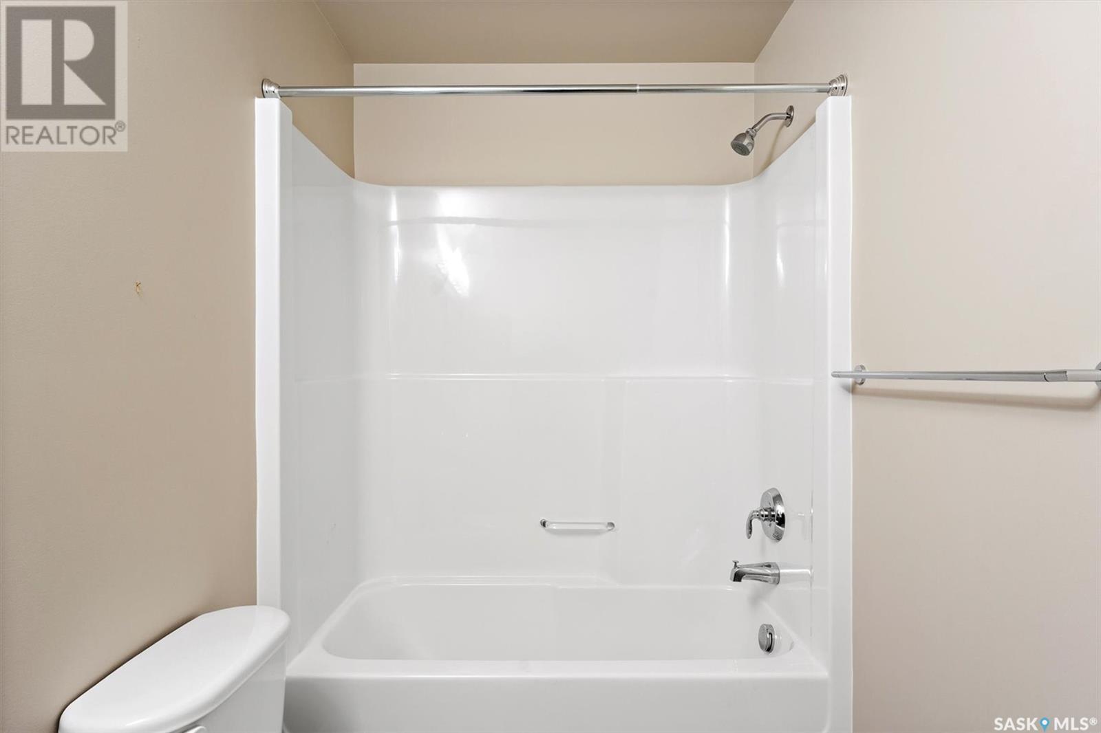 Single Family House Low rise for Sale in   Moss AVENUE Saskatoon 