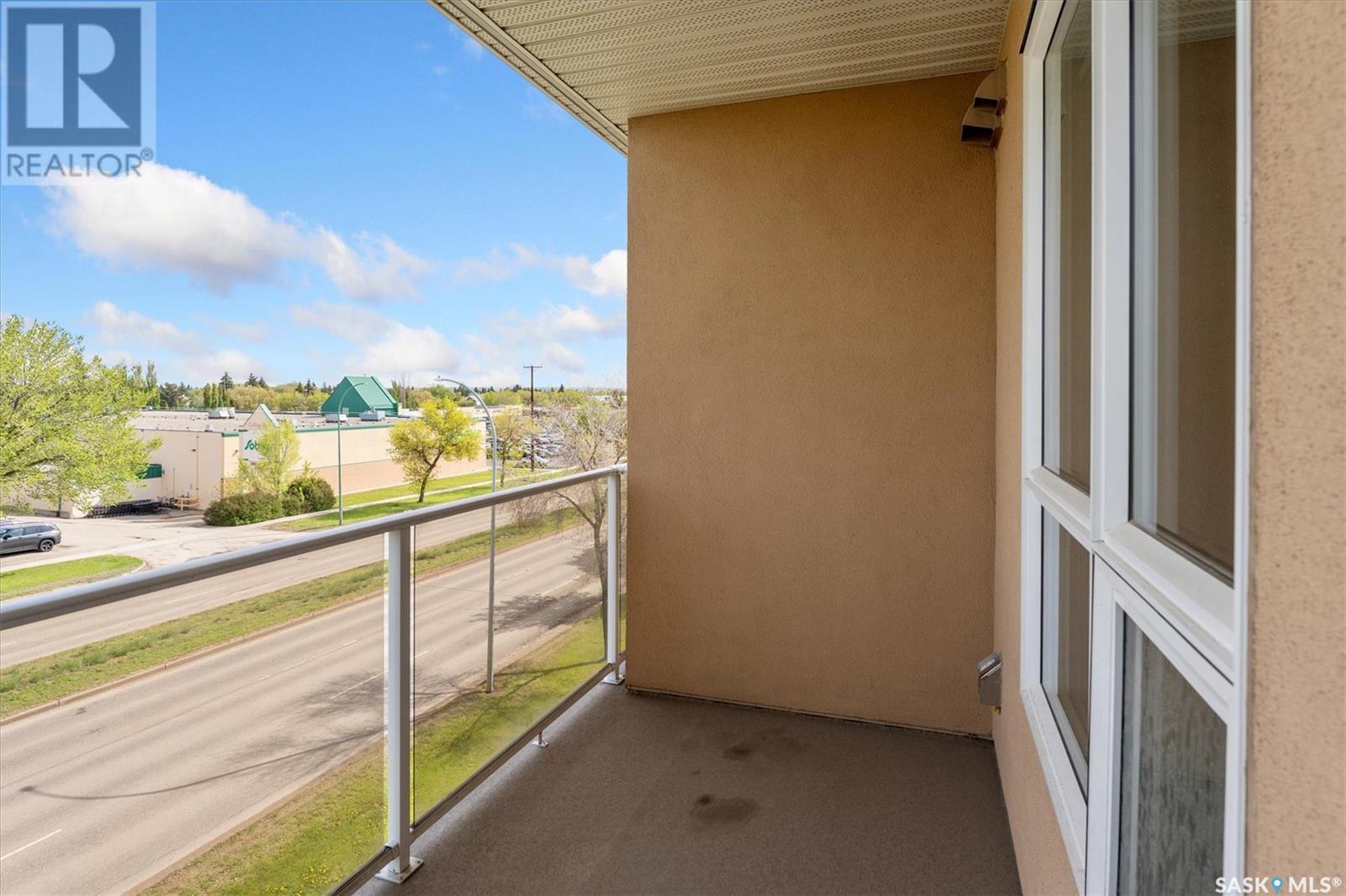 Single Family House Low rise for Sale in   Moss AVENUE Saskatoon 