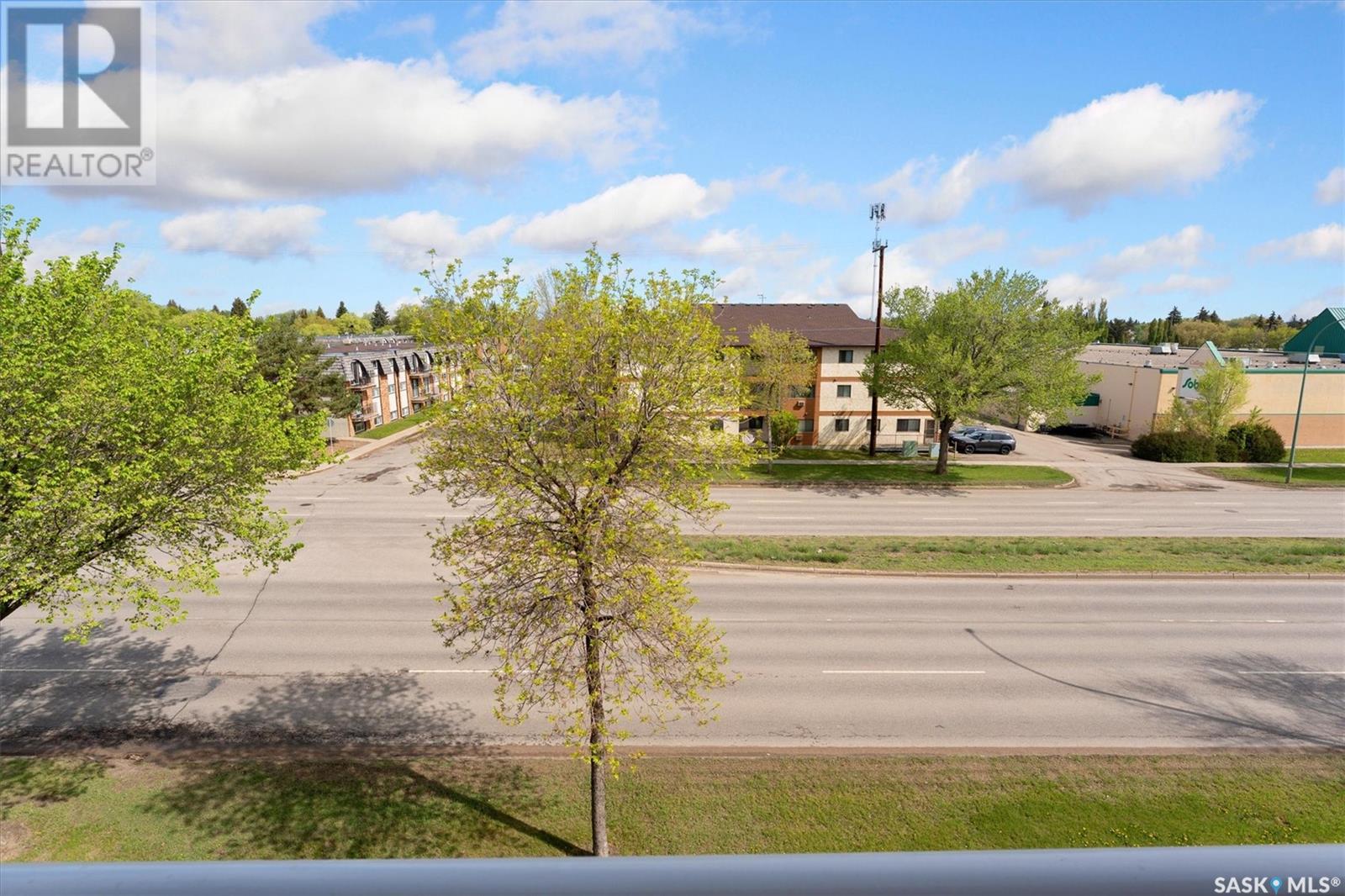 Single Family House Low rise for Sale in   Moss AVENUE Saskatoon 