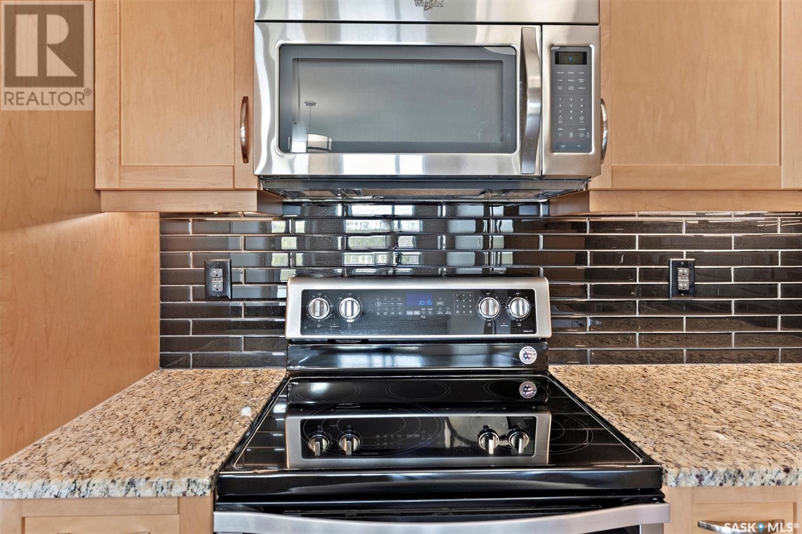 Single Family House Low rise for Sale in   Moss AVENUE Saskatoon 
