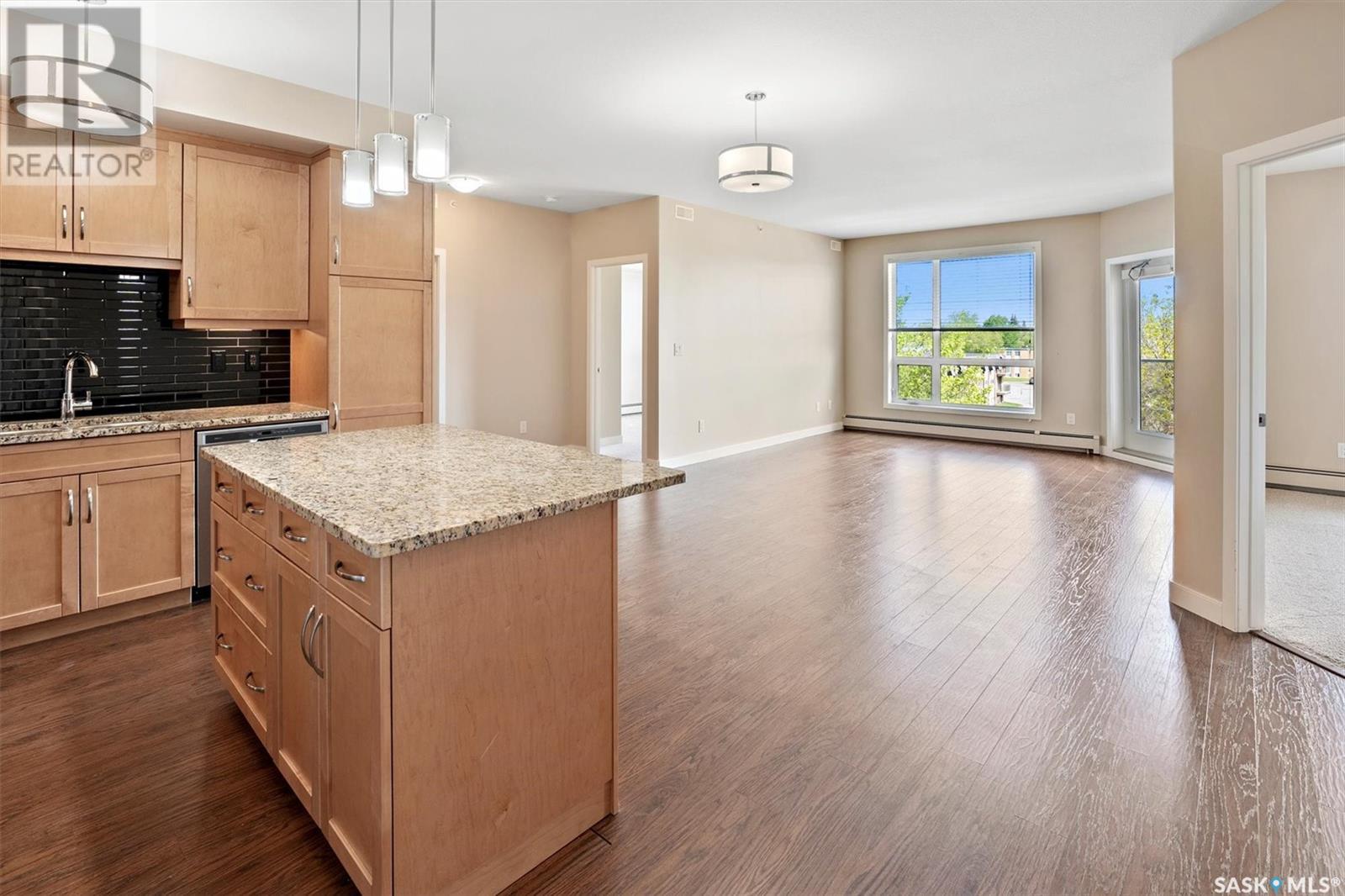 Single Family House Low rise for Sale in   Moss AVENUE Saskatoon 