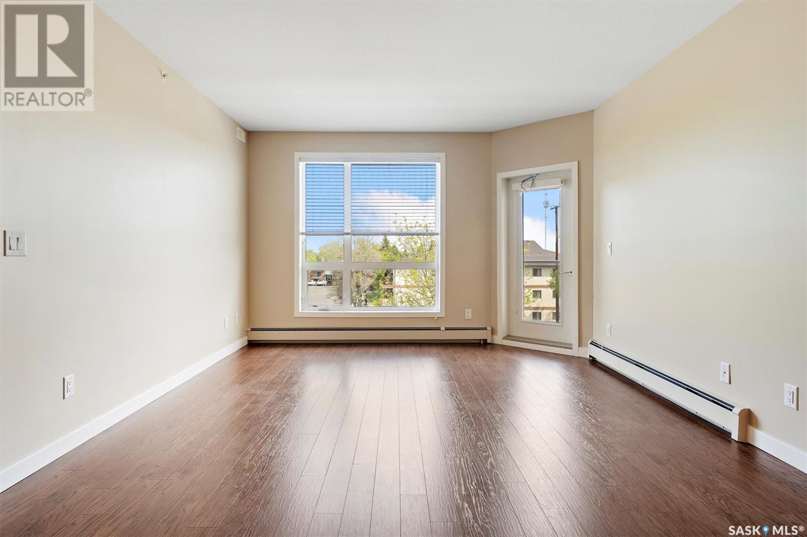 Single Family House Low rise for Sale in   Moss AVENUE Saskatoon 