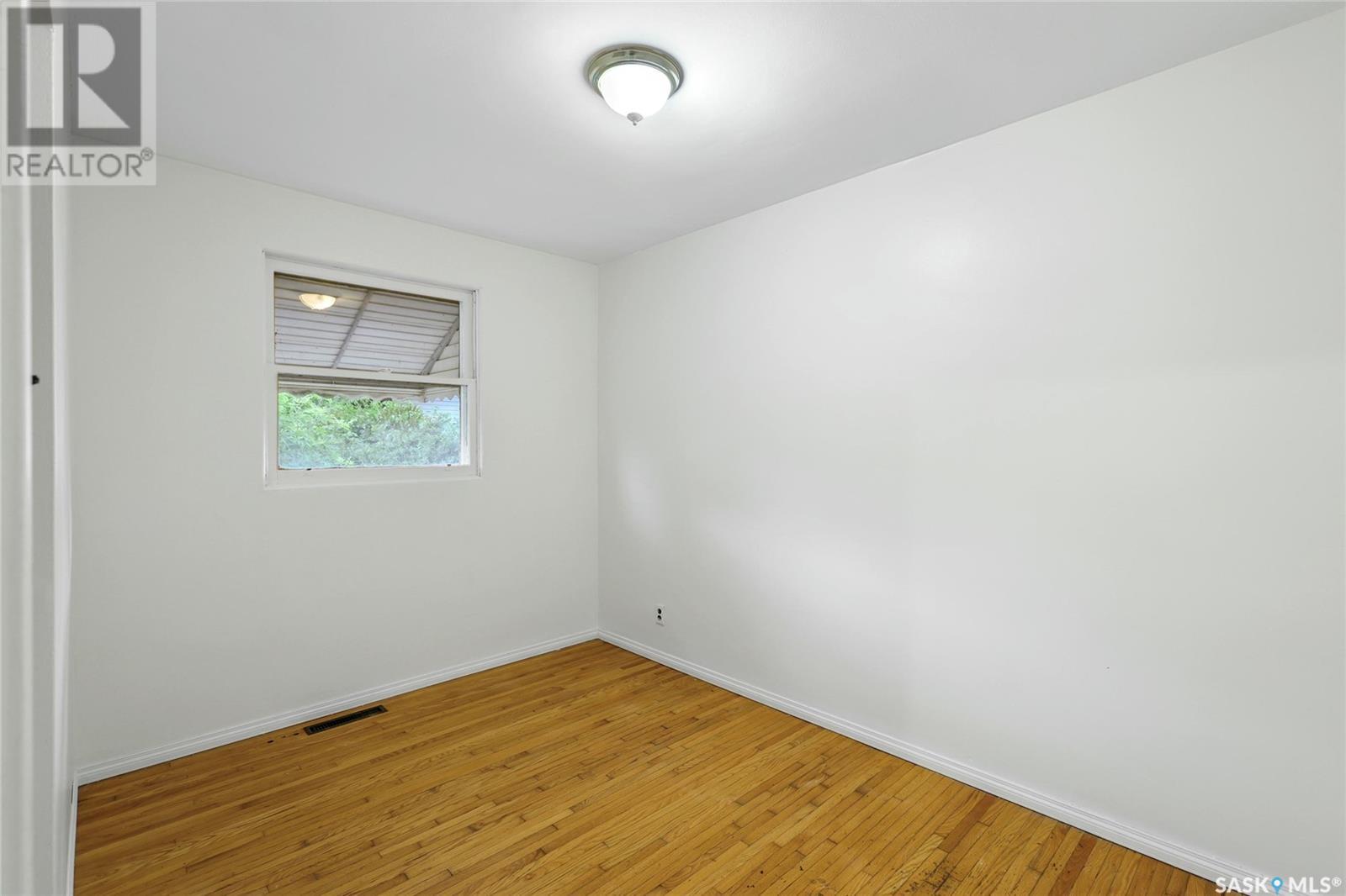Single Family House Bungalow for Sale in  HORACE STREET Regina 