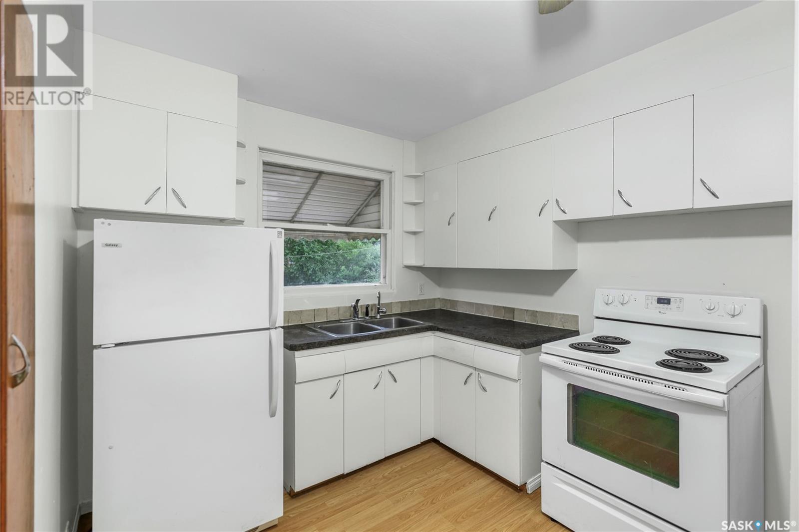 Single Family House Bungalow for Sale in  HORACE STREET Regina 