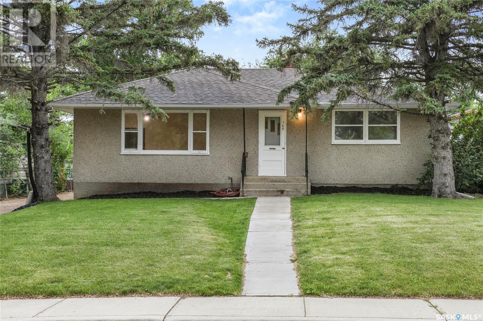 Single Family House Bungalow for Sale in  HORACE STREET Regina 