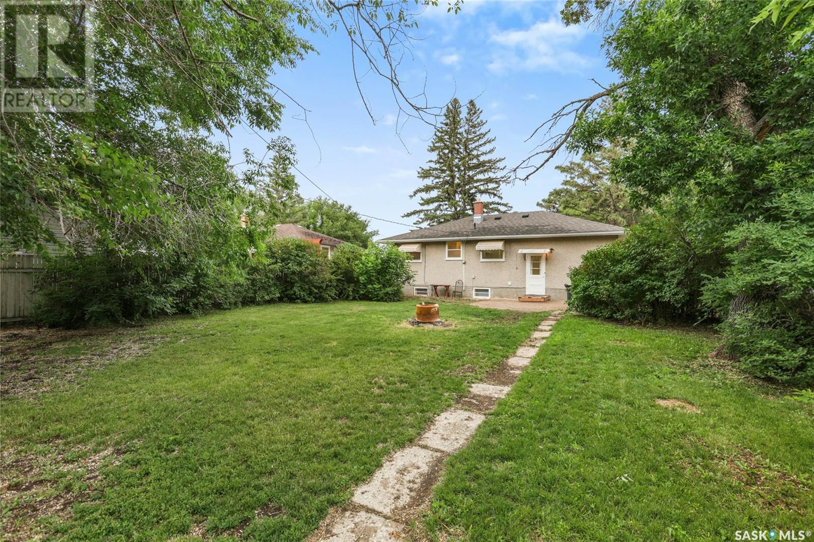 Single Family House Bungalow for Sale in  HORACE STREET Regina 