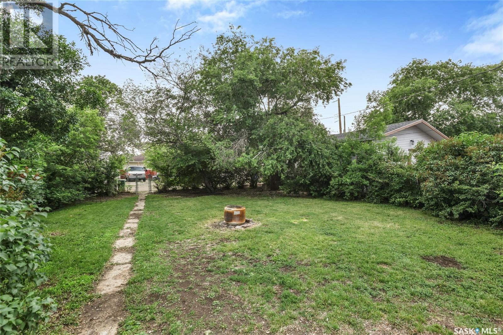 Single Family House Bungalow for Sale in  HORACE STREET Regina 