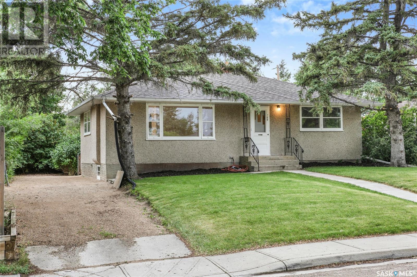 Single Family House Bungalow for Sale in  HORACE STREET Regina 