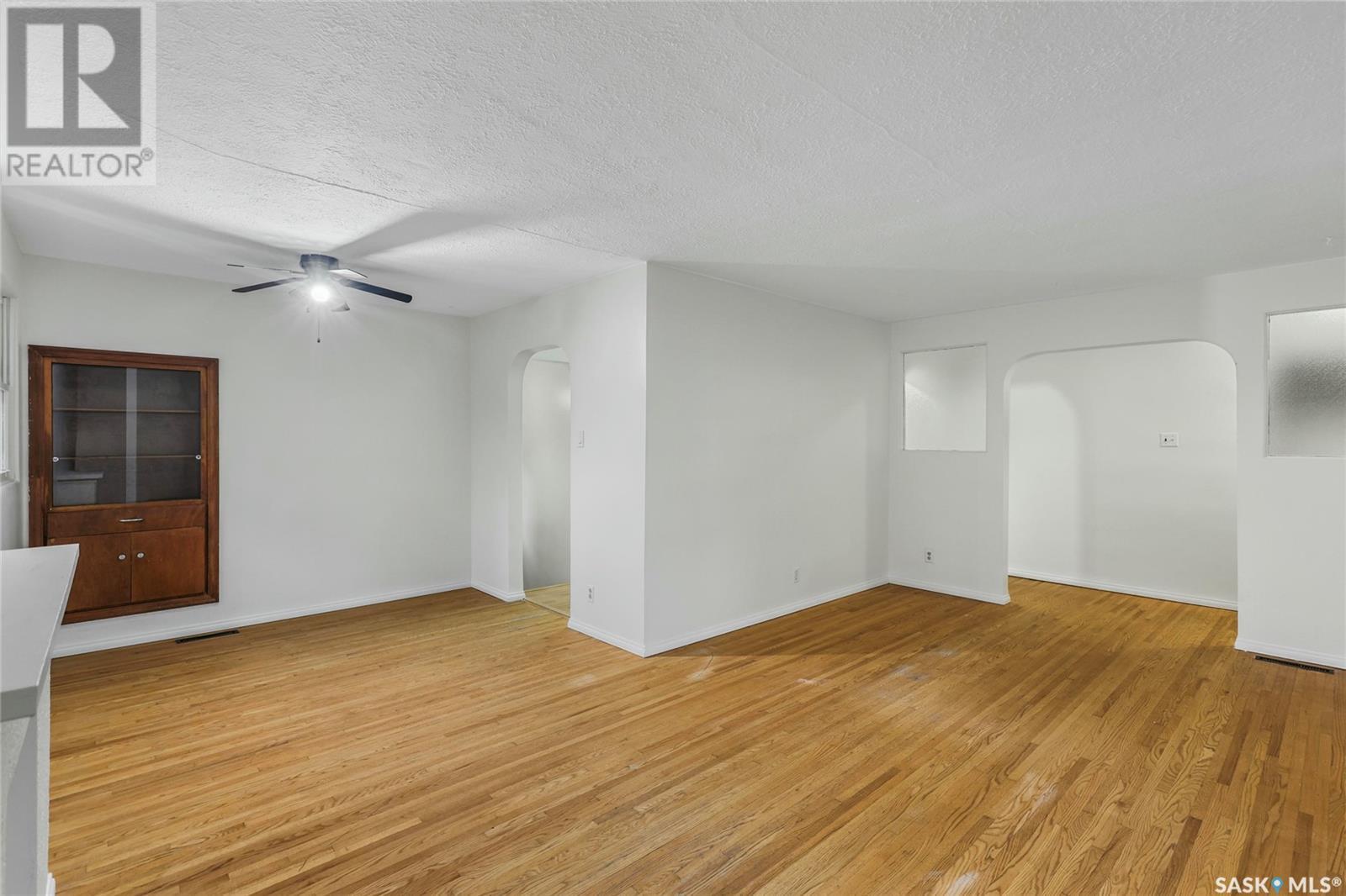 Single Family House Bungalow for Sale in  HORACE STREET Regina 