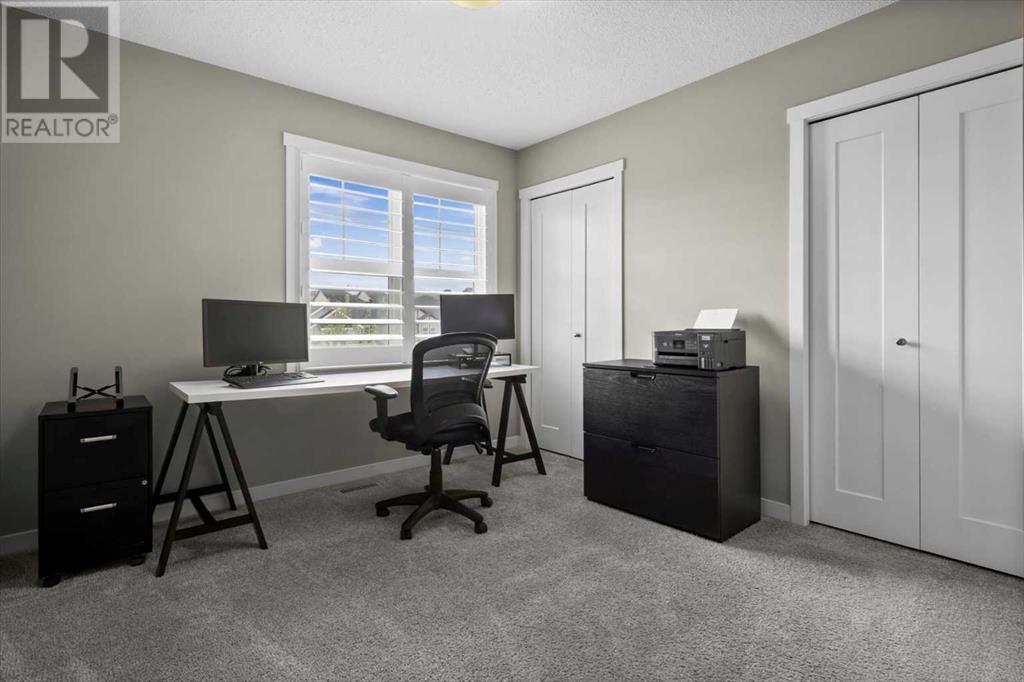 Single Family House for Sale in  Nolan Hill Drive NW Nolan Hill Calgary 