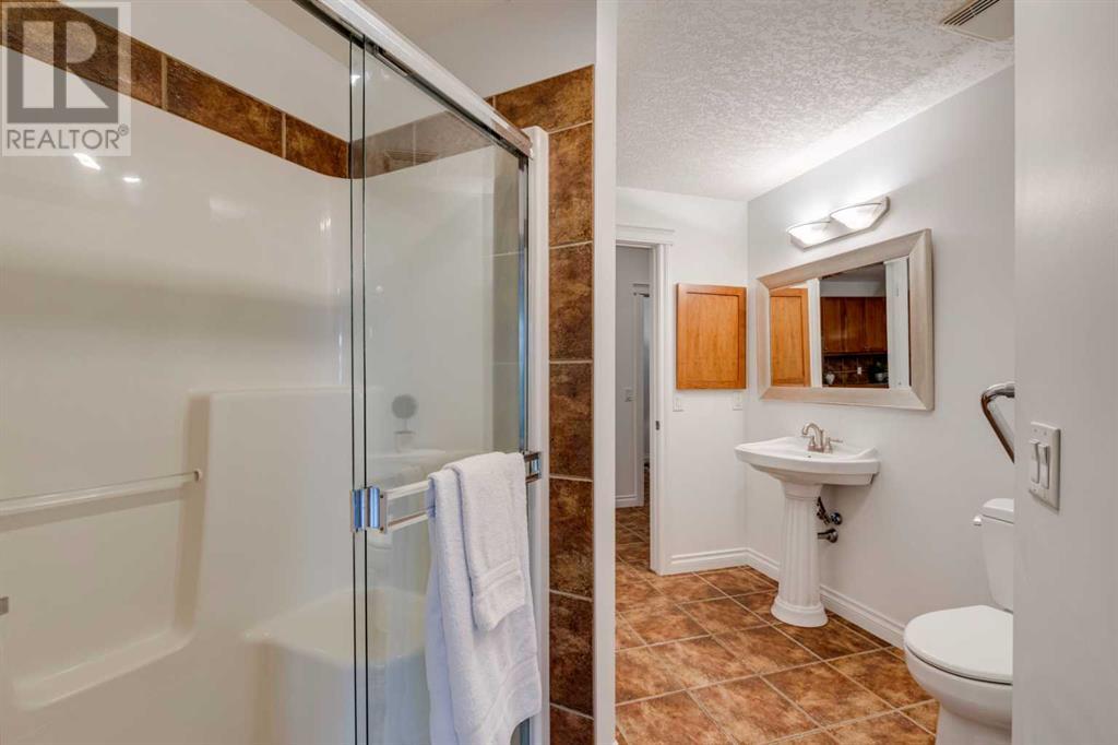 Single Family House for Sale in   Hemlock Crescent SW Spruce Cliff Calgary 
