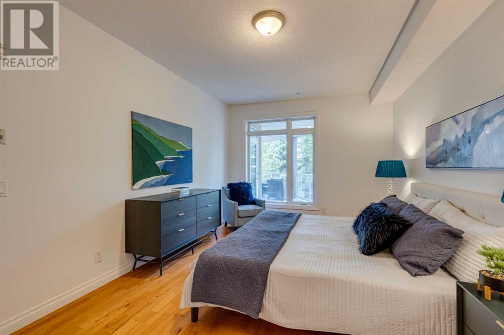 Single Family House for Sale in   Hemlock Crescent SW Spruce Cliff Calgary 